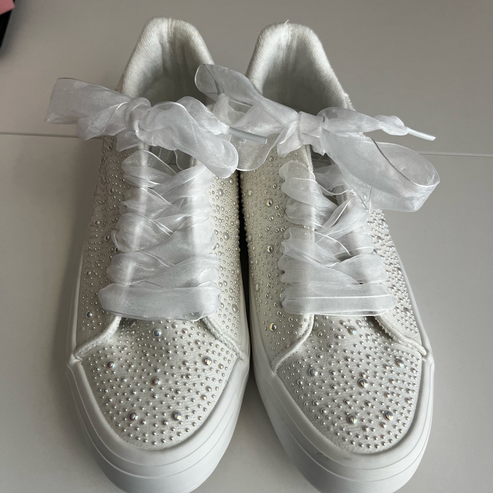 Juicy Couture White Embellished Sneakers with socks size 7 wedding - Picture 3 of 8